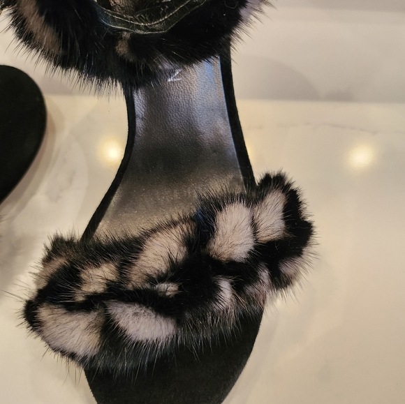 Stuart Weitzman New without box Mink fur heels - Picture 13 of 13